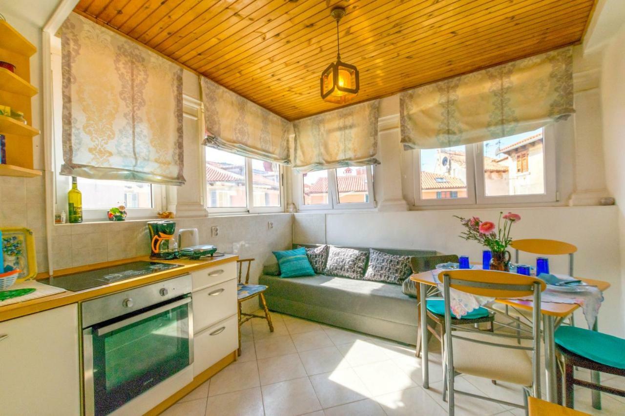 Beautiful Rustical Apt Ana In The Heart Of Rovinj Exterior photo